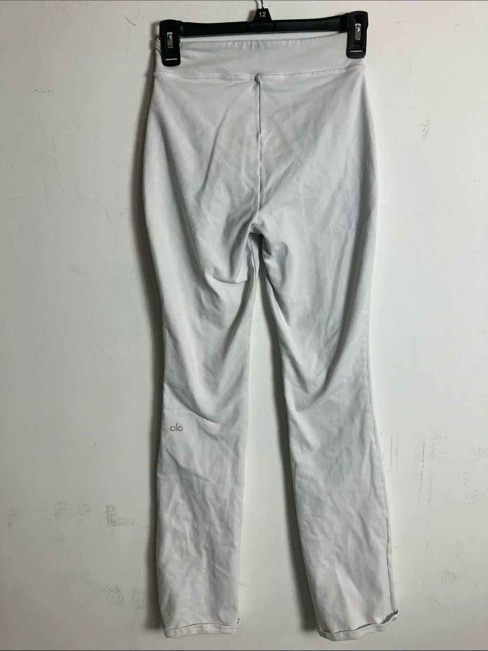 ALO Yoga Cream Activewear Bottoms with Subtle Logo
